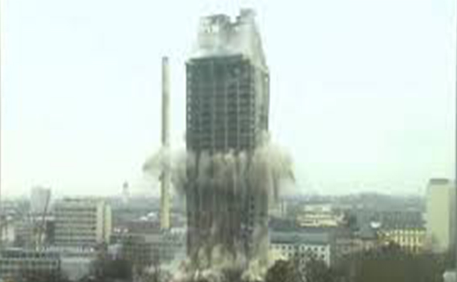 Frankfurt Tower block demolishion