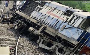 shimla toy train derails