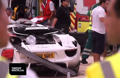 Porsche 918 Spyder crash
