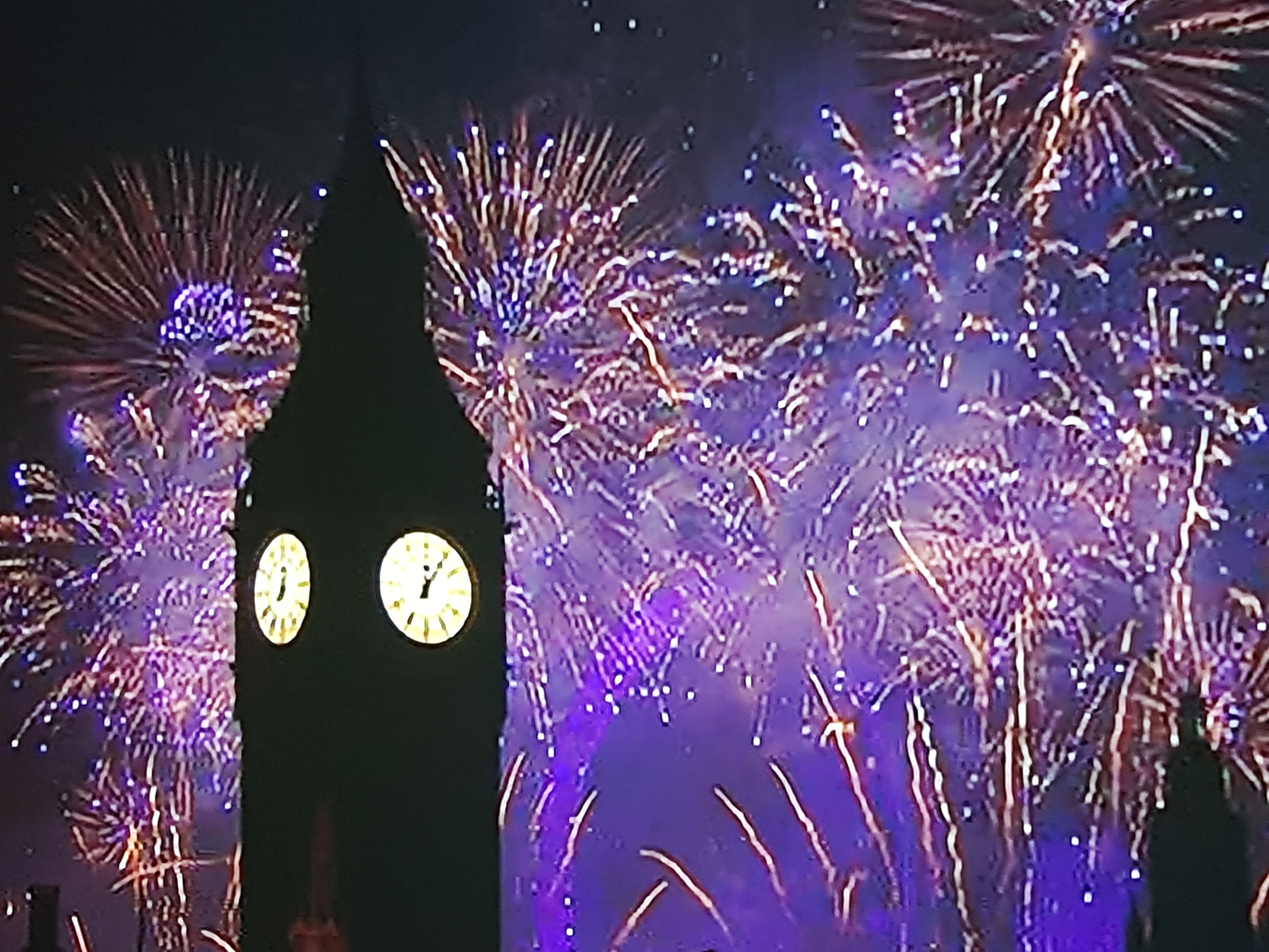 London's Big Ben brings in the New Year