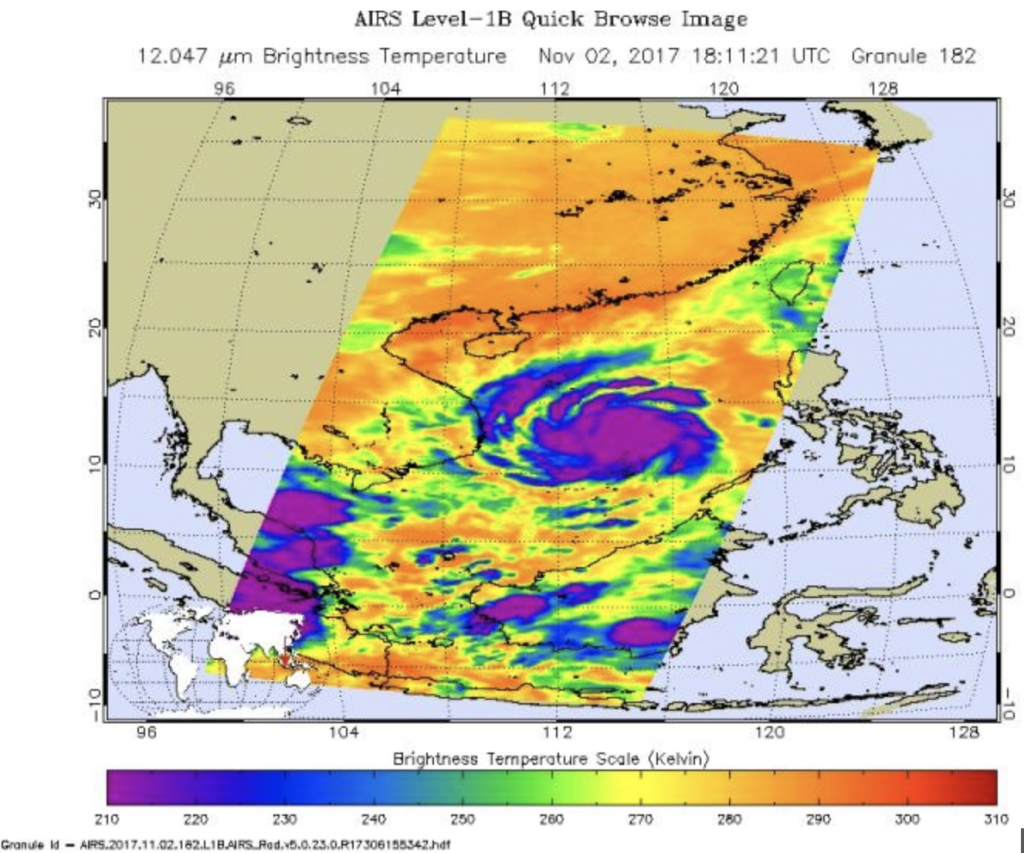 30-killed-by-typhoon-damrey-in-vietnam-the-saturn-herald