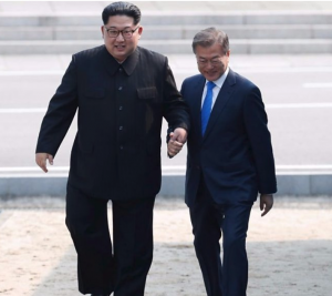 Kim Jong-un crossed the Korean border, shook hands with South Korean President Moon Jae-in