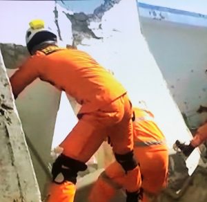 Difficult work for rescuers