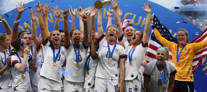 Victorious US Women's football team