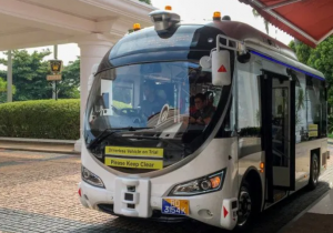 Autonomous bus