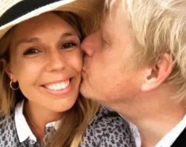 Carrie Symonds with Boris Johnson in her Instagram account