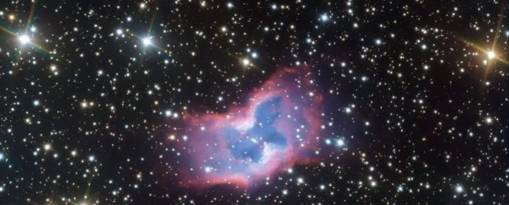 NGC 2899 a bubble of gas taht resembles like a butterfly