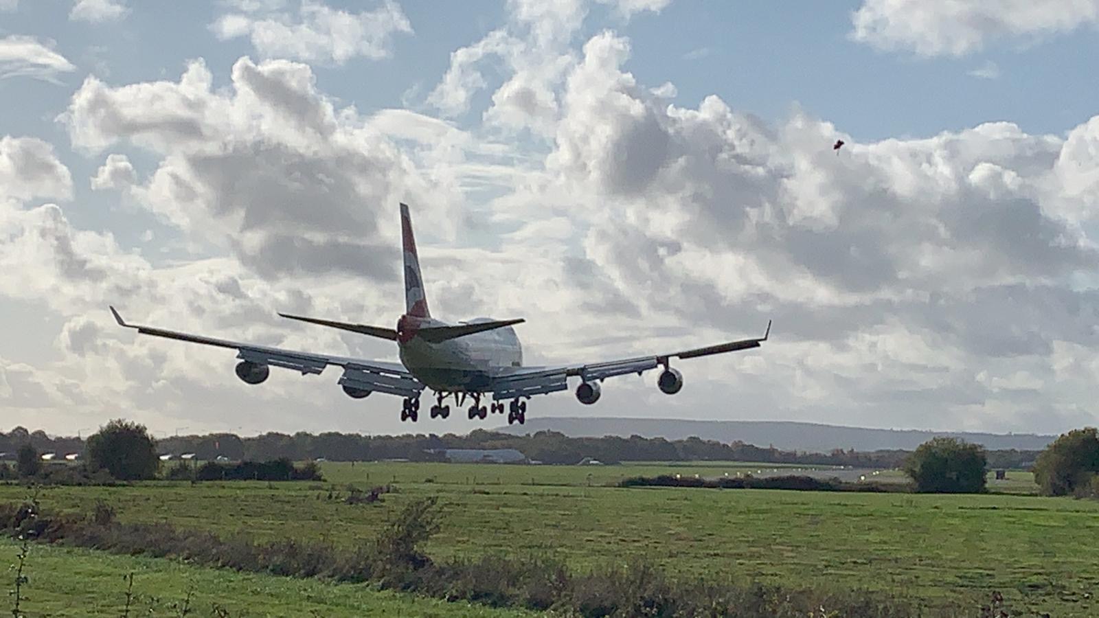 Boeing 747 landing at Dunsford Airport 