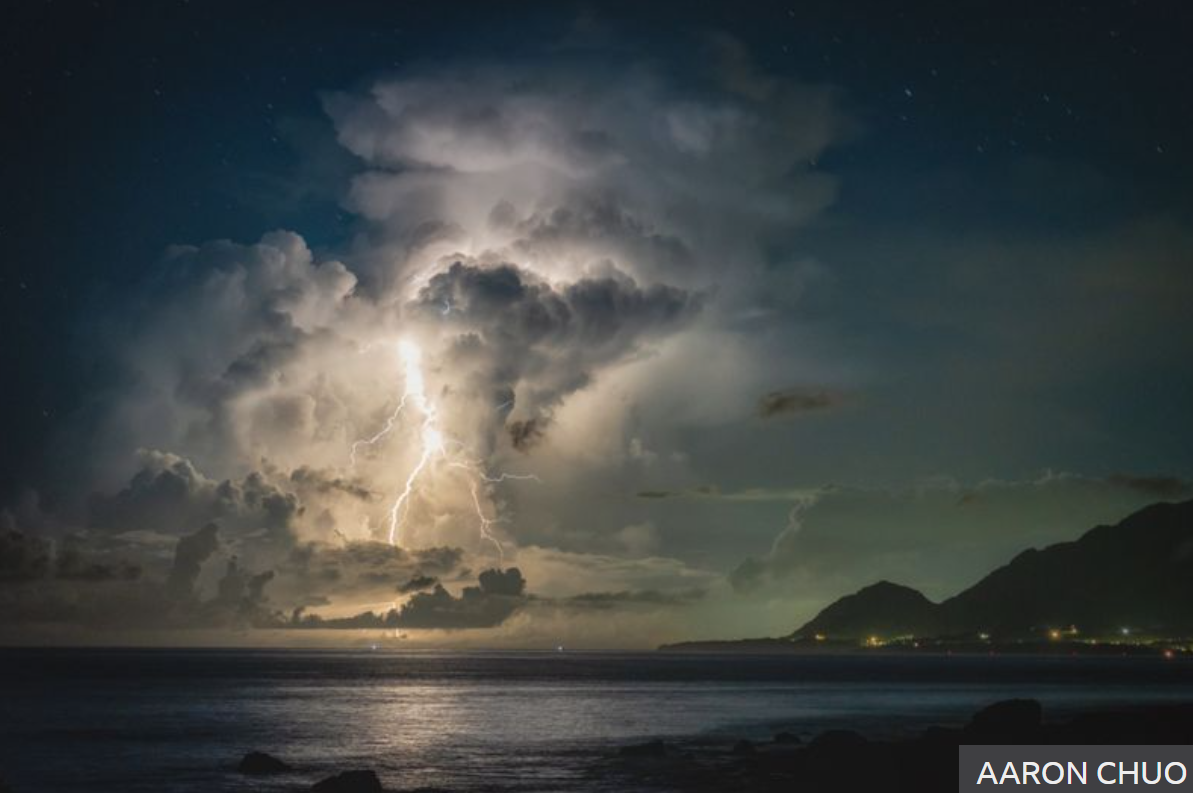 Special Winner non-professional Aaron Chuo's the Incoming Thunderstorn taken at Taito Taiwan