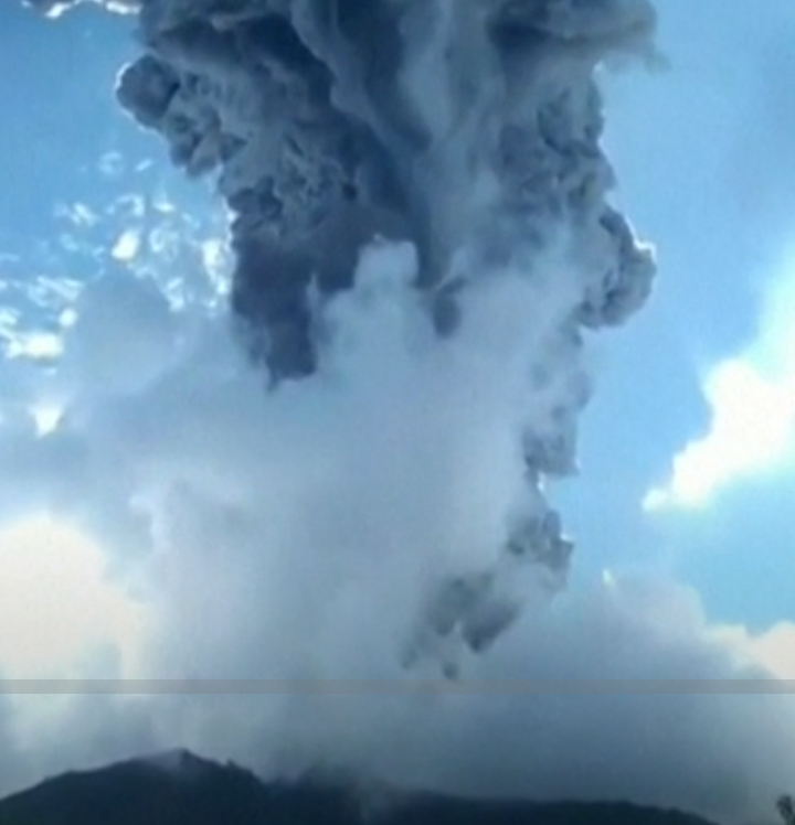 Indonesia's volcano erupts Spewing plumes of smoke