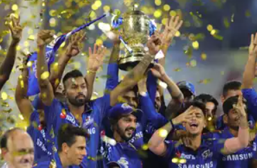 MI lifts IPL 2020 cup