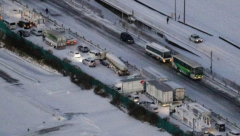 130-vehicle pile-up on exressway