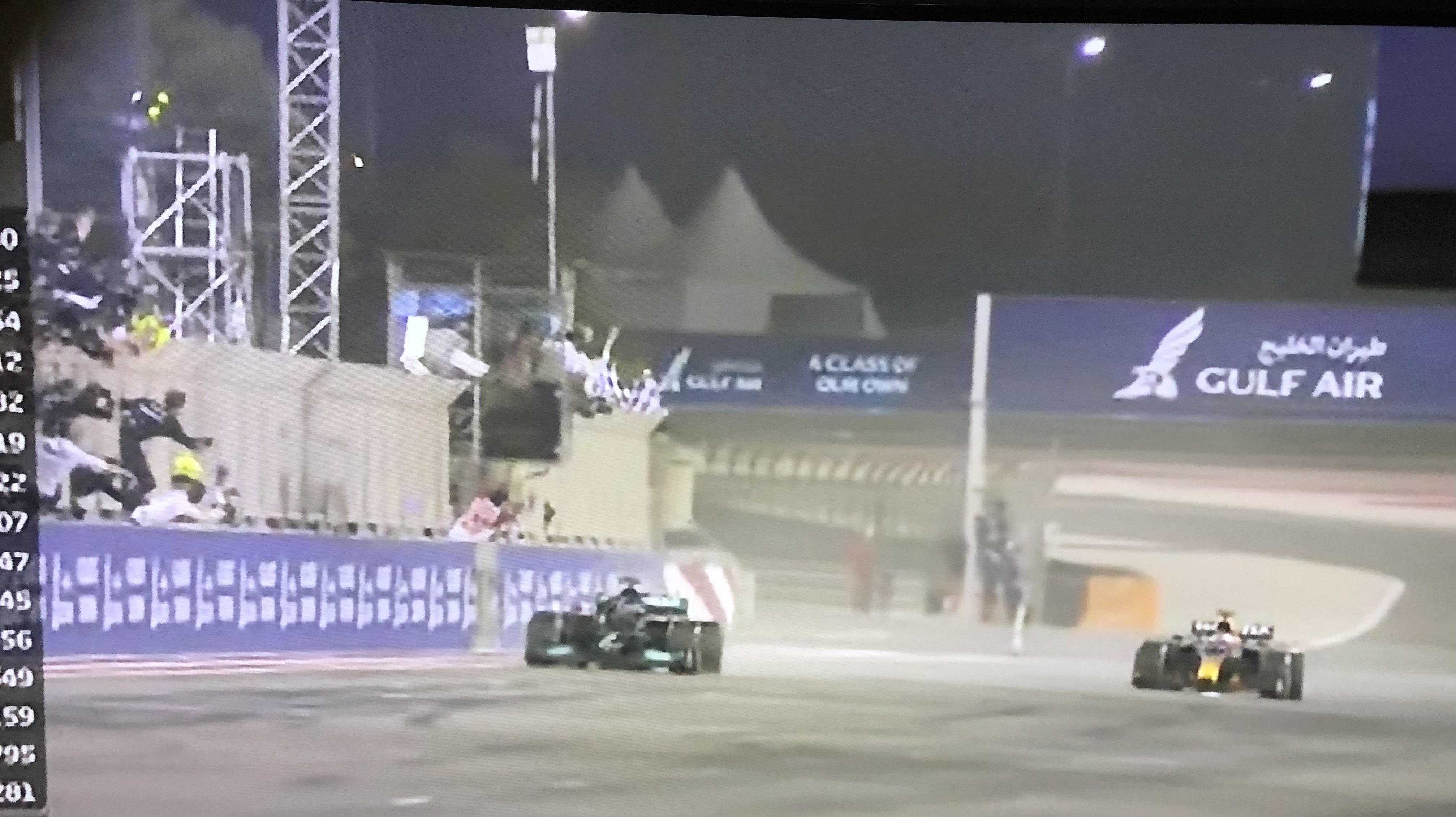 Lewis Hamilton Pips Verstapen for the F1 Grand prix