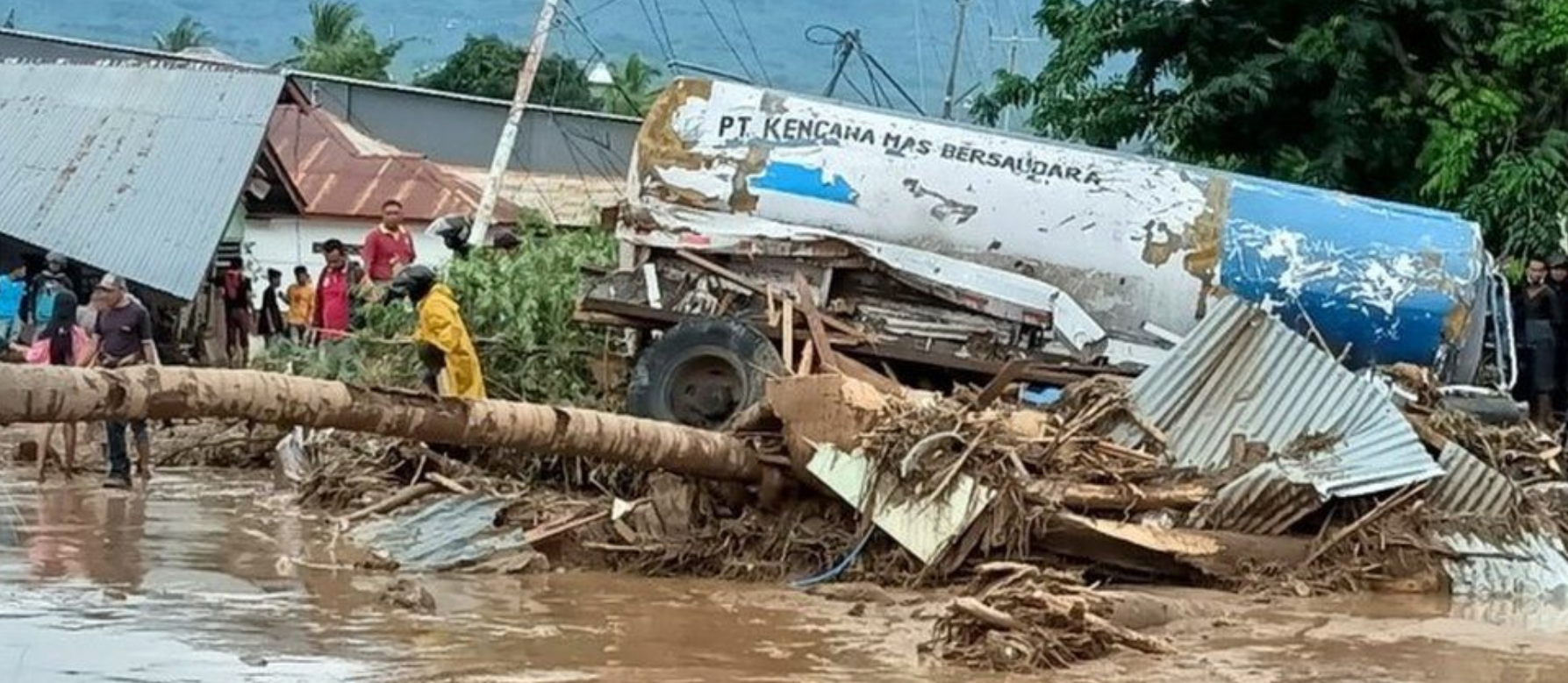 Mud and debris from landslide and floods