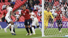 Raheem Sterling''s goal helped England beat Cehz Republic