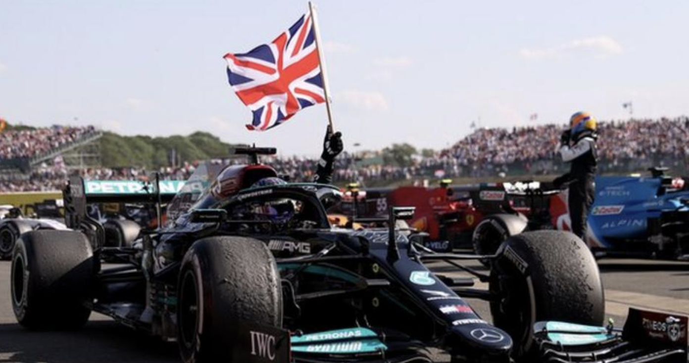 Hamilton win despite crash and penalty