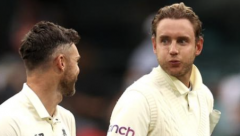 Anderson and  Broad held Australia to a draw