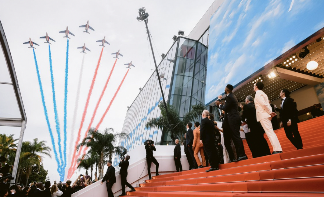 Cannes Film Festival Top Gun Maverick world premiere was greeting by a colourful flypast.