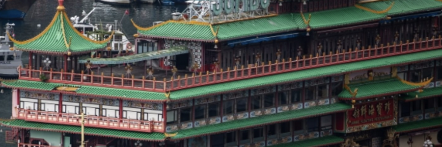 Iconic Floating Jumbo restaurant sinks