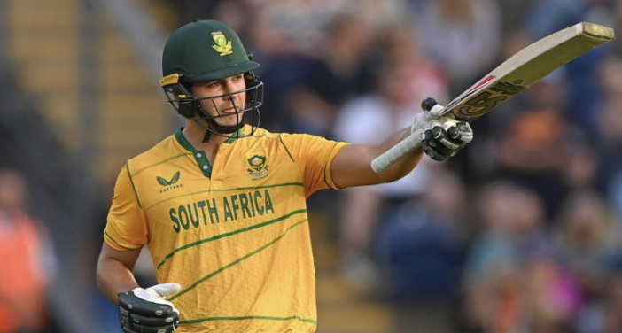 South African left-hander, Rilee Rossouw hits an unbeaten 96  off 55 balls