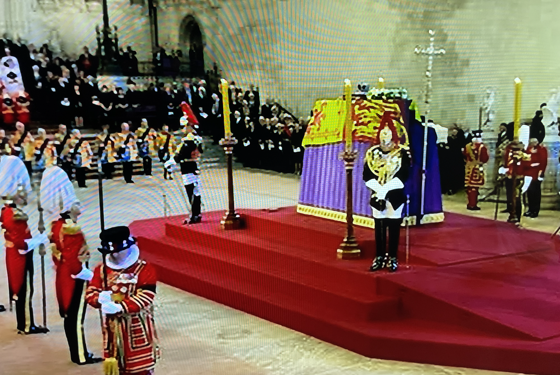 Queen Elizabeth's coffin vigil by guards