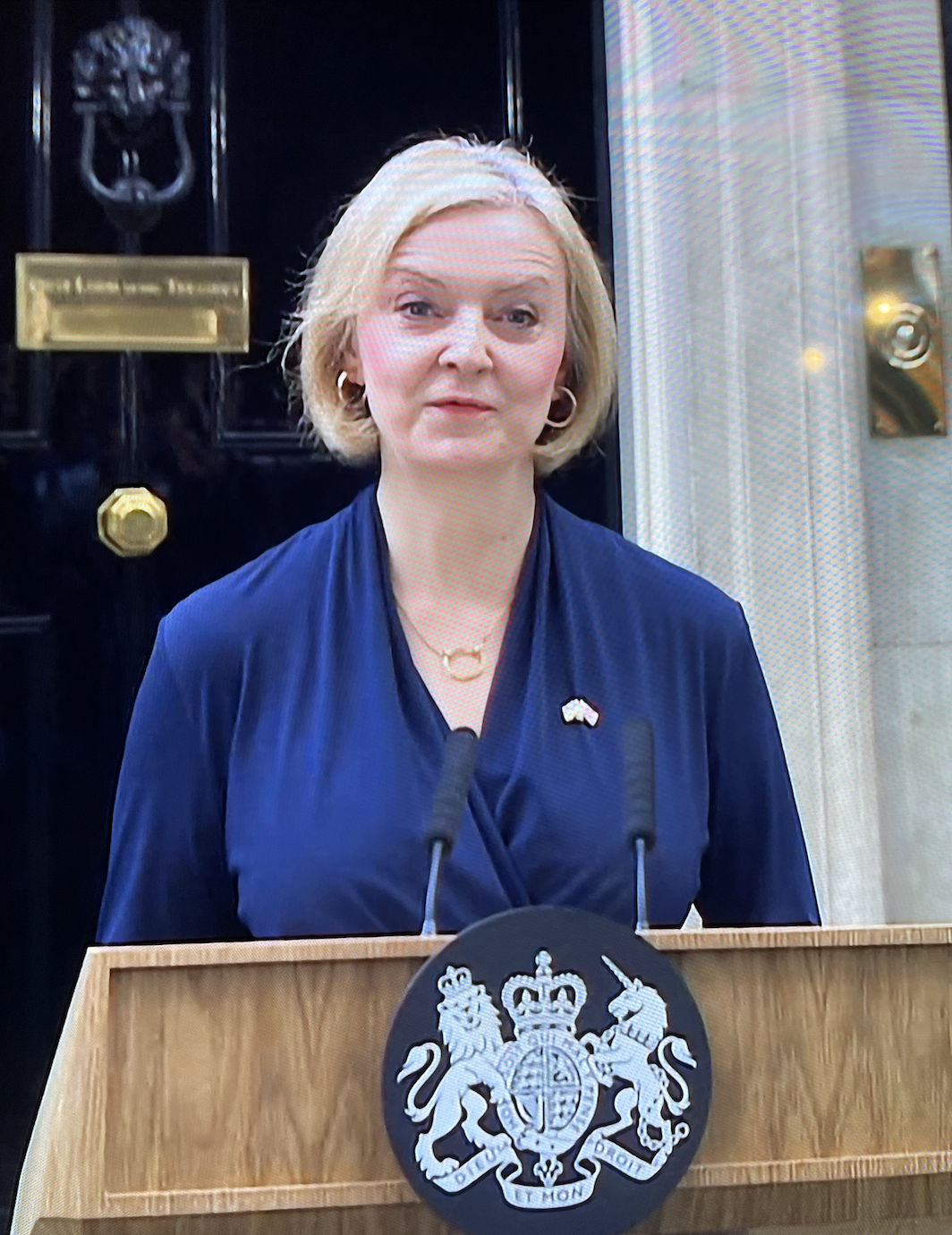 Prime Minister Liz Truss resigns